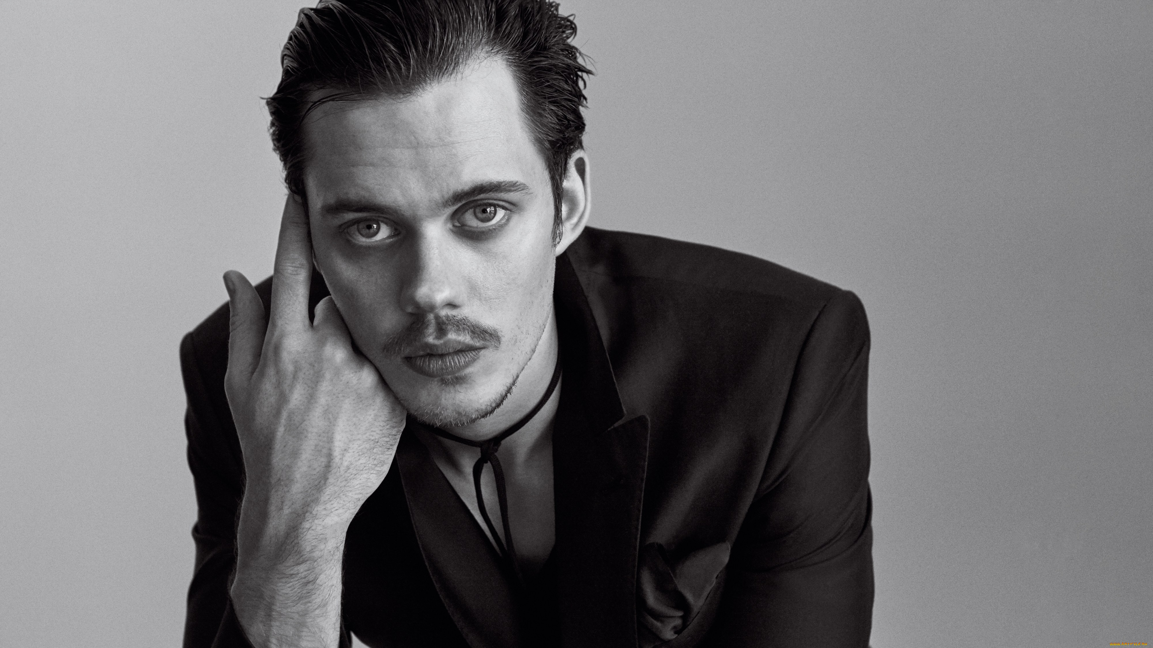 , bill skarsgard, , , , 